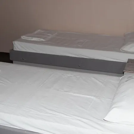 Bed & Breakfast Vila Konj *